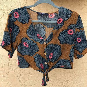 One Clothing Floral Crop
